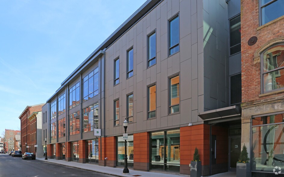 15 E 14th St, Cincinnati, OH à vendre - Photo principale – Image 1 sur 11
