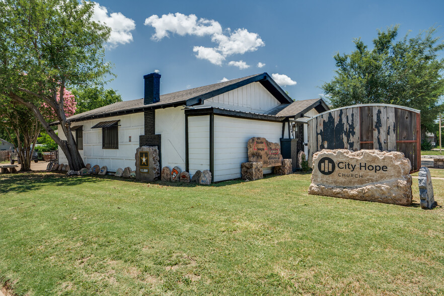 1601 Kemp Blvd, Wichita Falls, TX à louer - Photo de l’immeuble – Image 2 sur 18