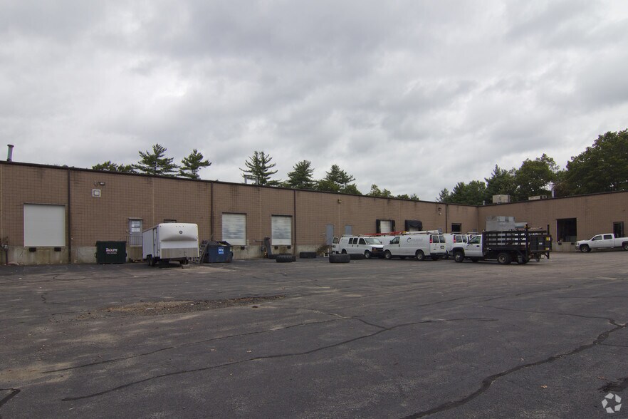 106 Longwater Dr, Norwell, MA à louer - Photo de l’immeuble – Image 3 sur 7