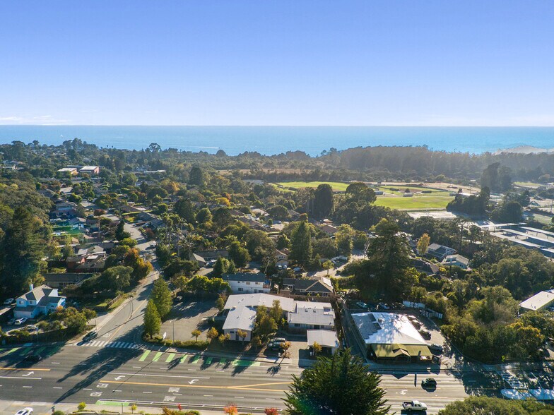 6800 Soquel Dr, Aptos, CA à vendre - Photo de l’immeuble – Image 2 sur 17