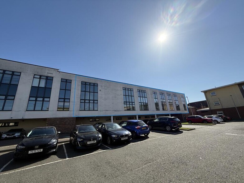 2 New Rd, Edinburgh à louer - Photo de l’immeuble – Image 1 sur 7