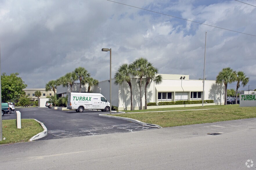 14150 SW 119th Ave, Miami, FL à louer - Photo principale – Image 1 sur 12