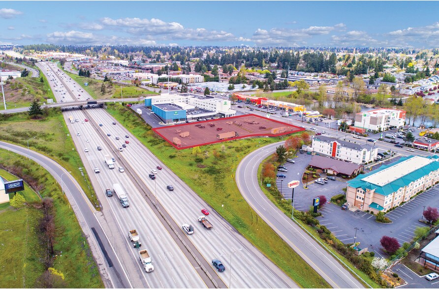 8410 S Hosmer St, Tacoma, WA à louer - Photo de l’immeuble – Image 2 sur 2