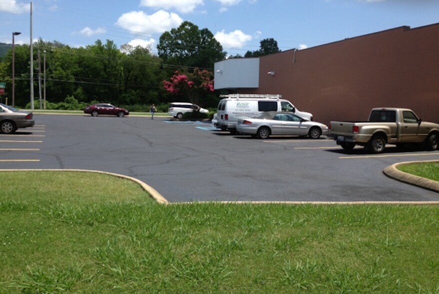 1400 Weatherly Plz SE, Huntsville, AL à louer - Photo de l’immeuble – Image 2 sur 5