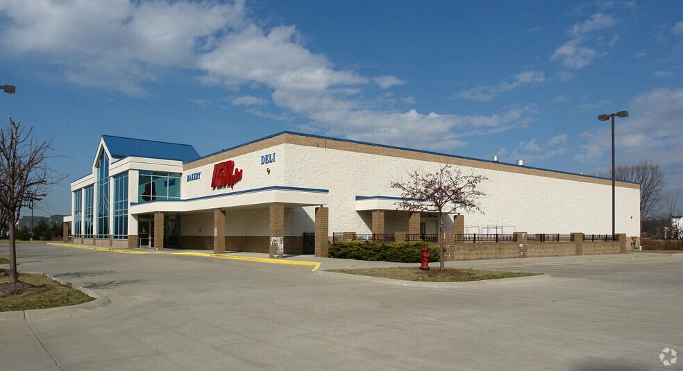 530-552 N Center St, LaGrange, OH à louer - Photo de l’immeuble – Image 2 sur 9
