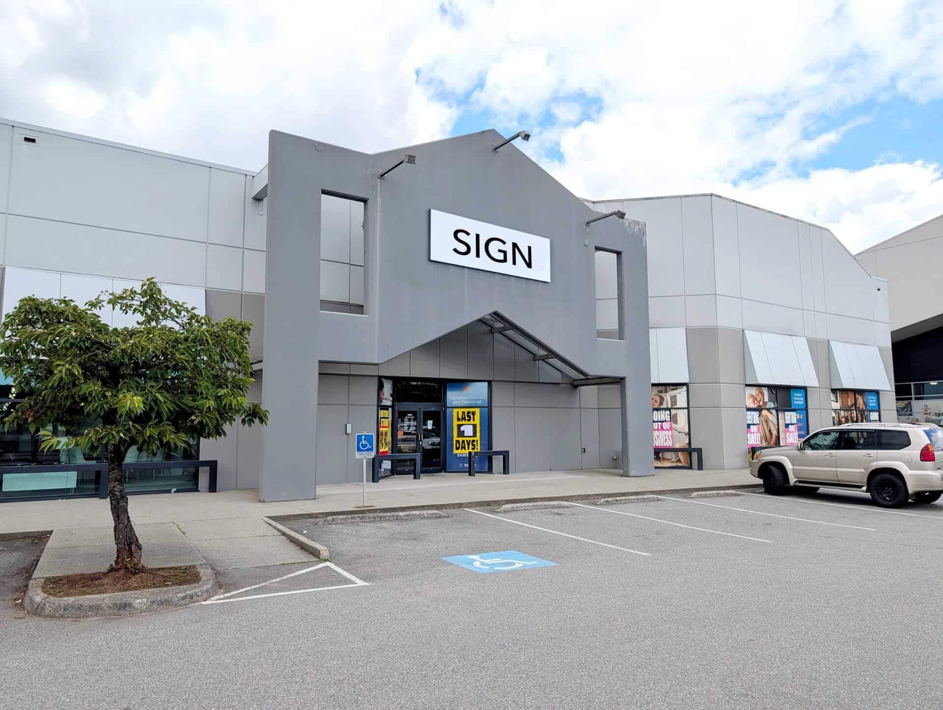 1315 United Blvd, Coquitlam, BC à louer Photo intérieure– Image 1 sur 8