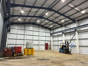 Pyle, Pyle à louer Photo intérieure– Image 1 sur 2