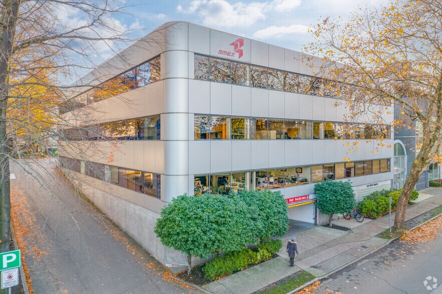 828 W 8th Ave, Vancouver, BC à louer - Photo de l’immeuble – Image 2 sur 6