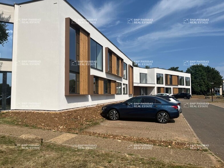 Bureau dans Vandoeuvre-les-Nancy à louer - Photo de l’immeuble – Image 2 sur 18