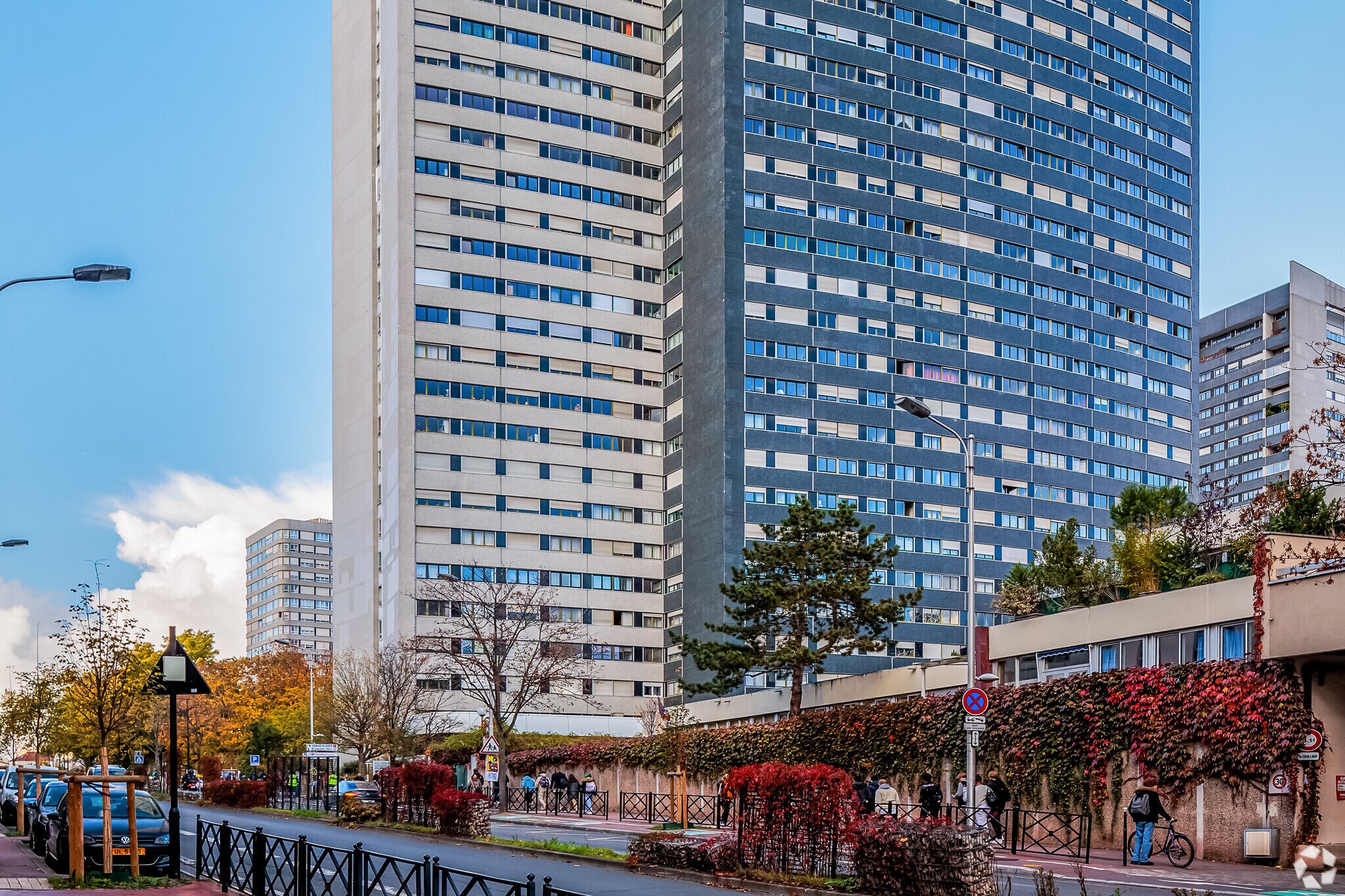 20 Ter Rue De Bezons, Courbevoie à louer Photo de l’immeuble– Image 1 sur 6