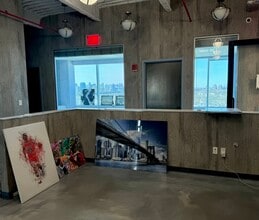 23-25 31st St, Astoria, NY à louer Photo intérieure– Image 2 sur 15