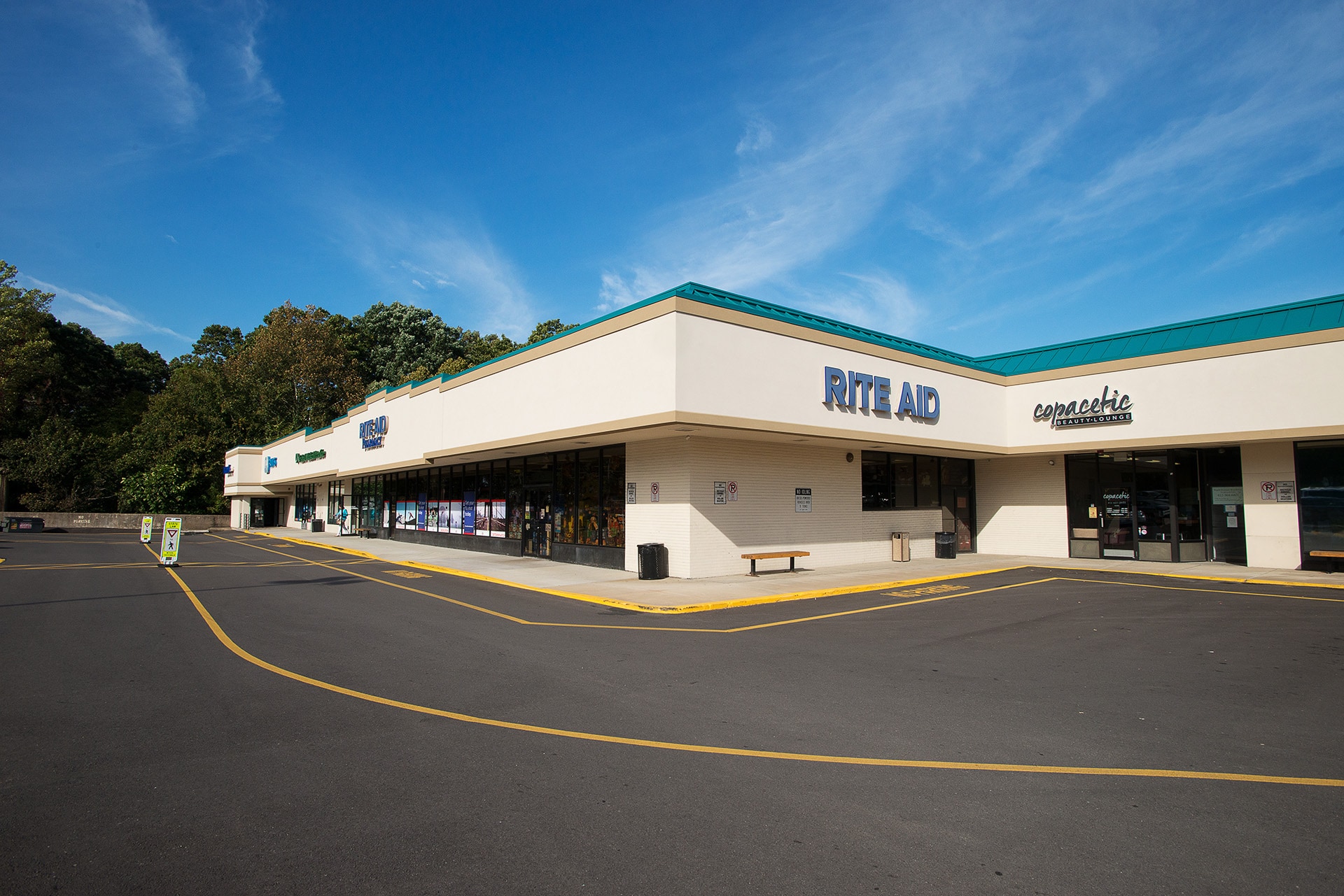 1130 Perry Hwy, Pittsburgh, PA à louer Photo de l’immeuble– Image 1 sur 2