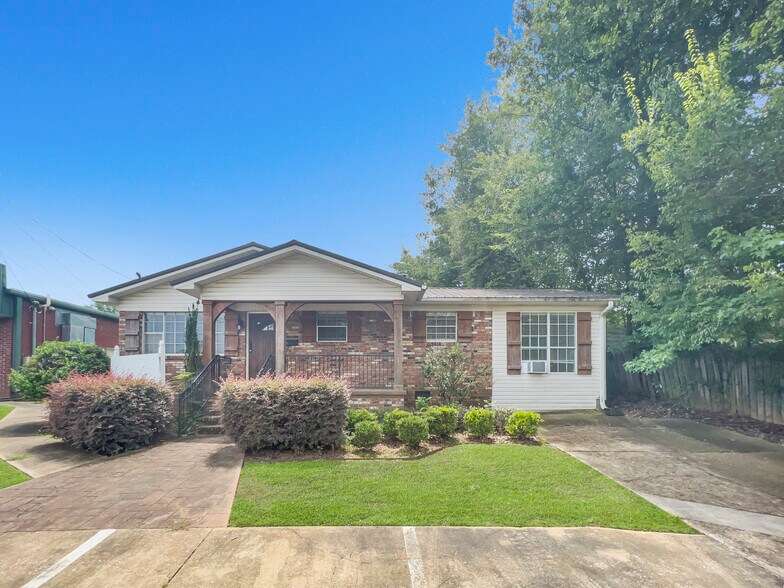 3801 Millcreek Ln, Tuscaloosa, AL à louer - Photo de l’immeuble – Image 3 sur 21