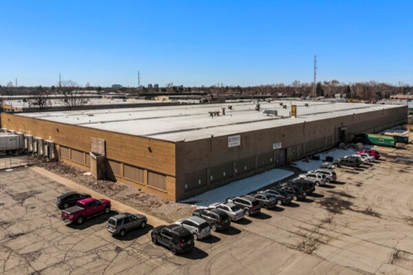 8211 Decatur St, Detroit, MI à vendre - Photo de l’immeuble – Image 2 sur 4