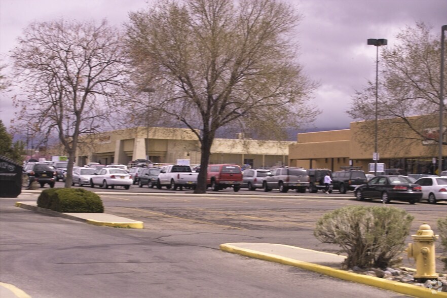 2446-2446 Cerrillos Rd, Santa Fe, NM à louer - Photo de l’immeuble – Image 2 sur 33