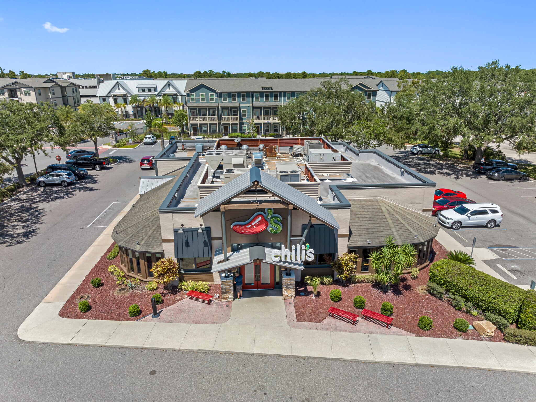 12181 E Colonial Dr, Orlando, FL à vendre Photo de l’immeuble– Image 1 sur 10