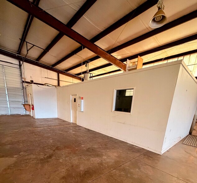 3856 Industrial Cir, Bossier City, LA à louer - Photo de l’immeuble – Image 3 sur 8