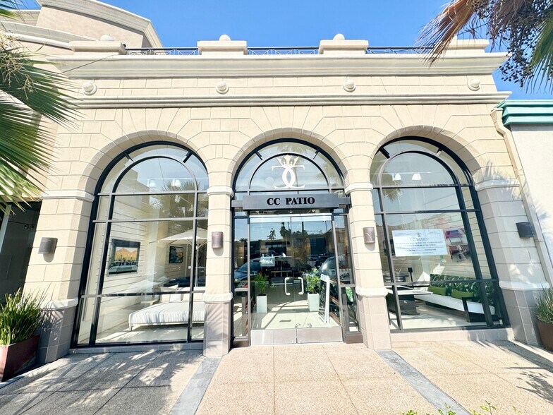 7920 Herschel Ave, La Jolla, CA à louer - Photo de l’immeuble – Image 1 sur 3