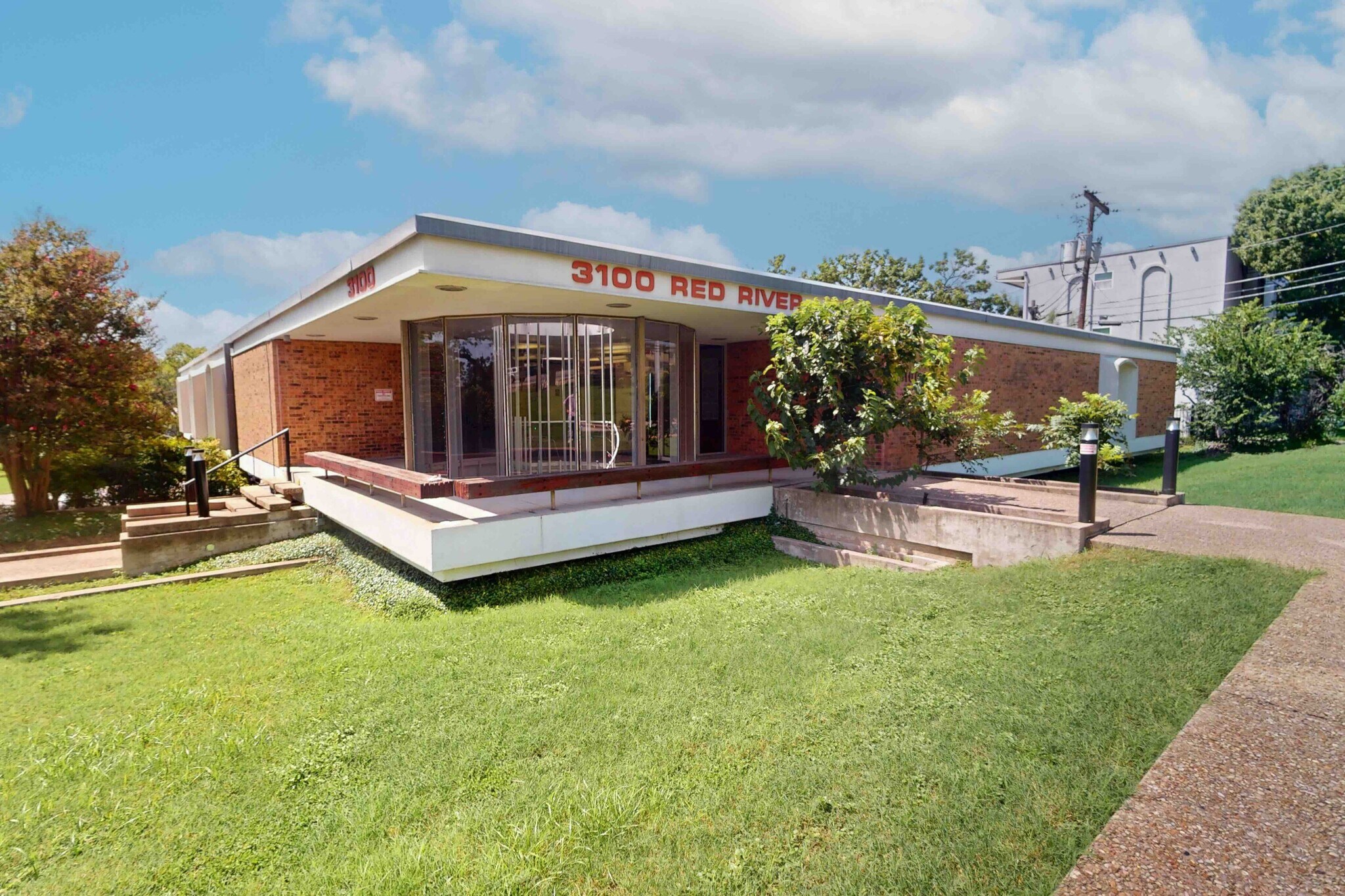 3100 Red River St, Austin, TX à louer Photo de l’immeuble– Image 1 sur 9