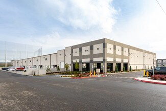 Plus de détails pour 5615 NE Huffman St, Hillsboro, OR - Industriel/Logistique à louer