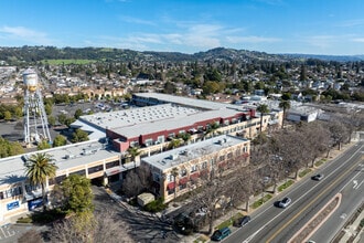 10950 International Blvd, Oakland, CA - Vue aérienne  vue de carte