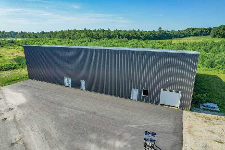 59 Mystique Way, Auburn, ME à louer - Photo de l’immeuble – Image 2 sur 4