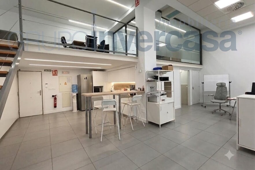 Bureau dans Xirivella, Valencia à vendre - Photo intérieure – Image 2 sur 9