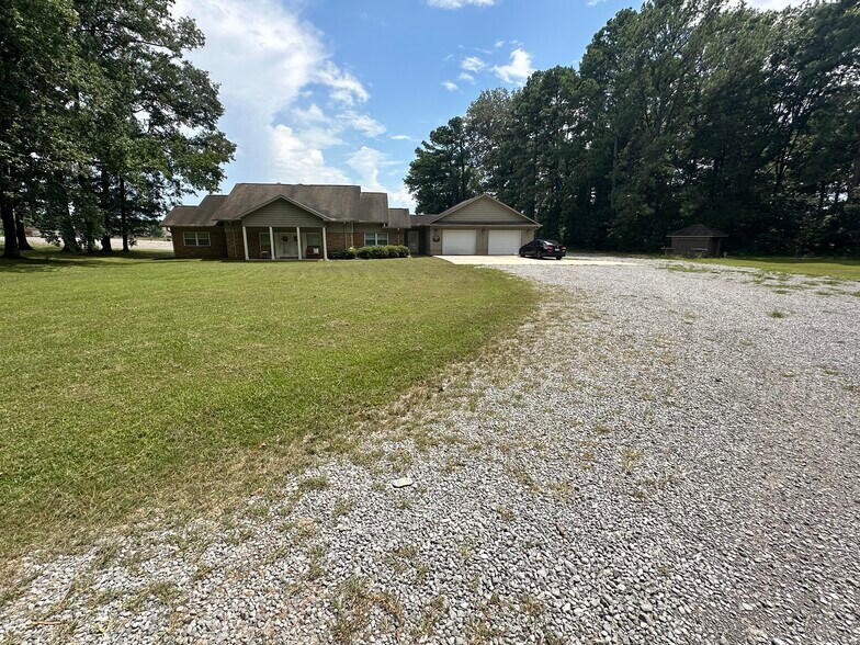 19520 John T Reid Pky, Scottsboro, AL à vendre - Photo de l’immeuble – Image 3 sur 11