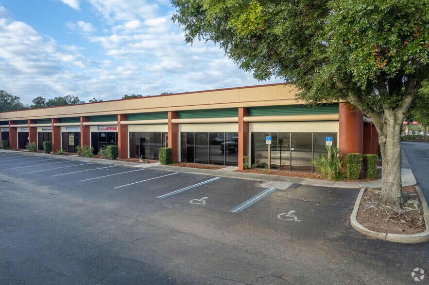 1706 E Semoran Blvd, Apopka, FL à vendre - Photo de l’immeuble – Image 2 sur 6