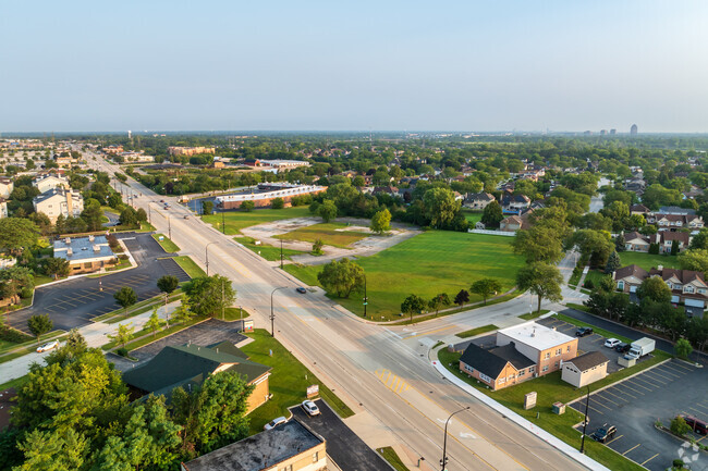 Plus de détails pour 1100 W Lake St, Addison, IL - Terrain à vendre