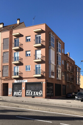 Plus de détails pour Calle Sebastián Álvaro, 8, Madrid - Local commercial à louer