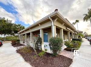 700-760 SE Indian St, Stuart, FL à louer Photo de l’immeuble– Image 2 sur 12