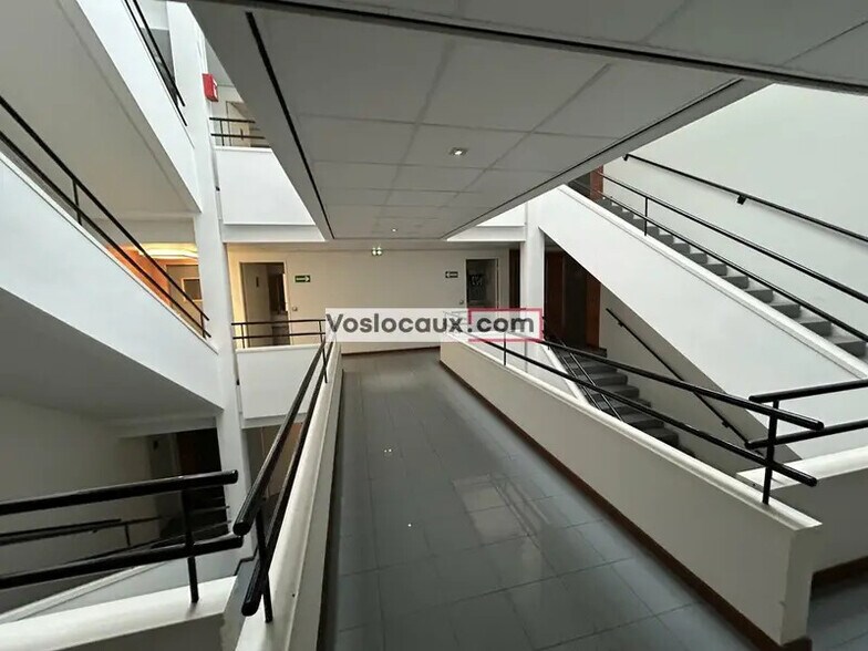 Bureau dans SOPHIA ANTIPOLIS à louer - Photo intérieure – Image 3 sur 5