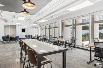 2125 Biscayne Blvd, Miami, FL à louer Photo intérieure– Image 2 sur 4