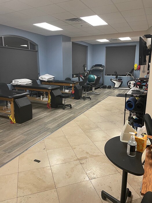 2815 S Main St, Corona, CA à louer Photo intérieure– Image 1 sur 5