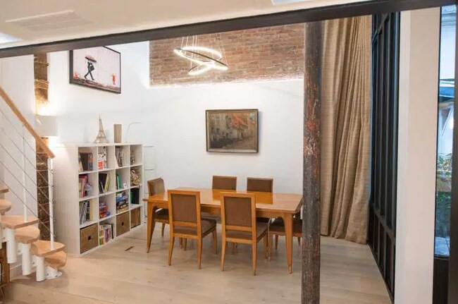 Plus de détails pour Bureau à louer