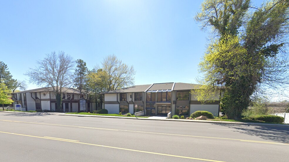 4578 S Highland Dr, Salt Lake City, UT à louer - Photo de l’immeuble – Image 2 sur 5
