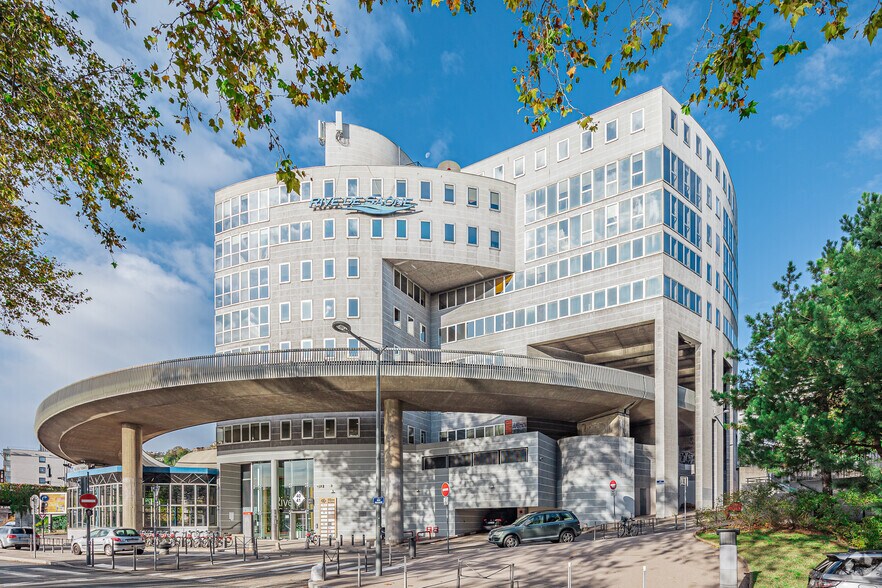 Bureau dans Lyon à louer - Photo principale – Image 1 sur 4