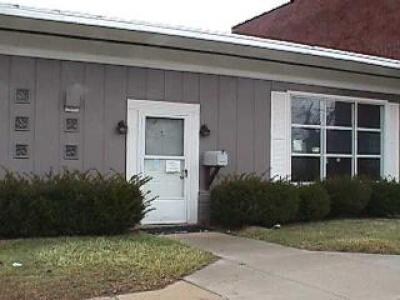 111 Jones Ave, Monroe, MI à vendre - Photo de l’immeuble – Image 2 sur 34