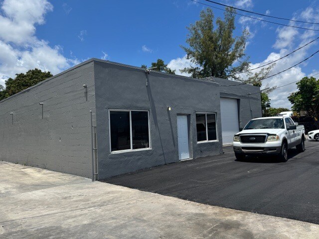 4430-4438 NW 35th Ct, Miami, FL à vendre Photo principale– Image 1 sur 10