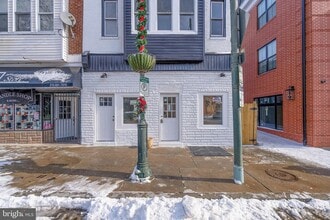 6319 Germantown Ave, Philadelphia, PA à louer Photo de l’immeuble– Image 1 sur 13