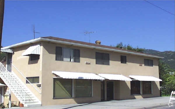 2952 Honolulu Ave, Glendale, CA à louer - Photo de l’immeuble – Image 2 sur 8