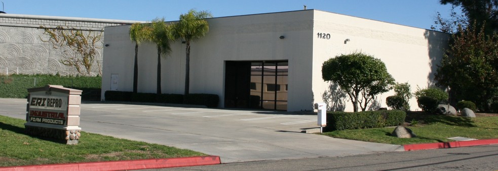 1120 Simpson Way, Escondido, CA à vendre - Photo principale – Image 1 sur 6