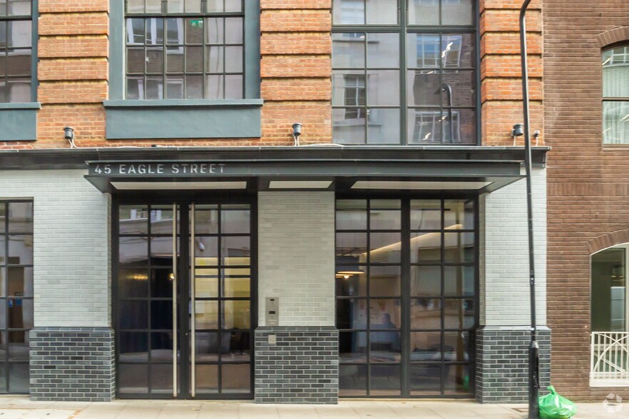 43-47 Eagle St, Londres à louer - Photo de l’immeuble – Image 2 sur 13