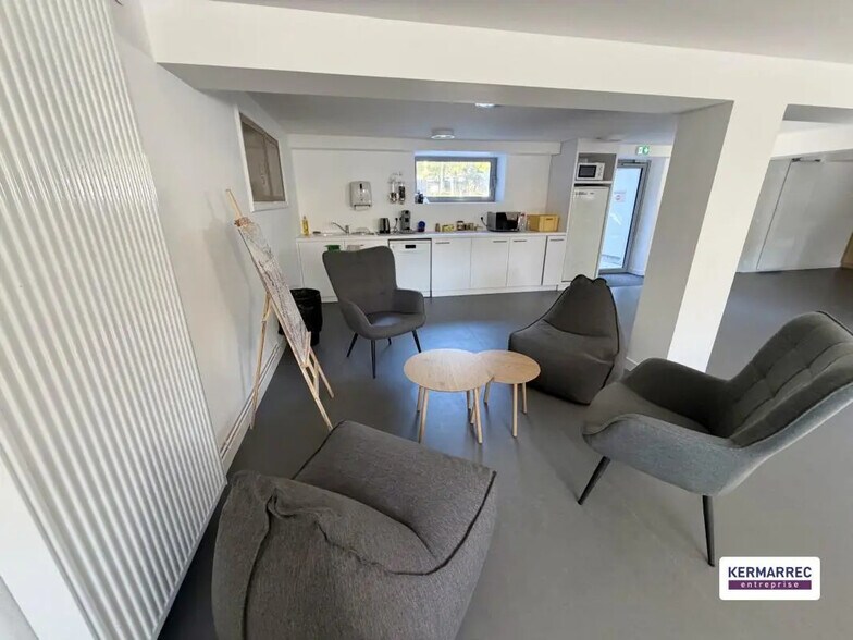 Bureau dans Vannes à louer - Photo de l’immeuble – Image 2 sur 6