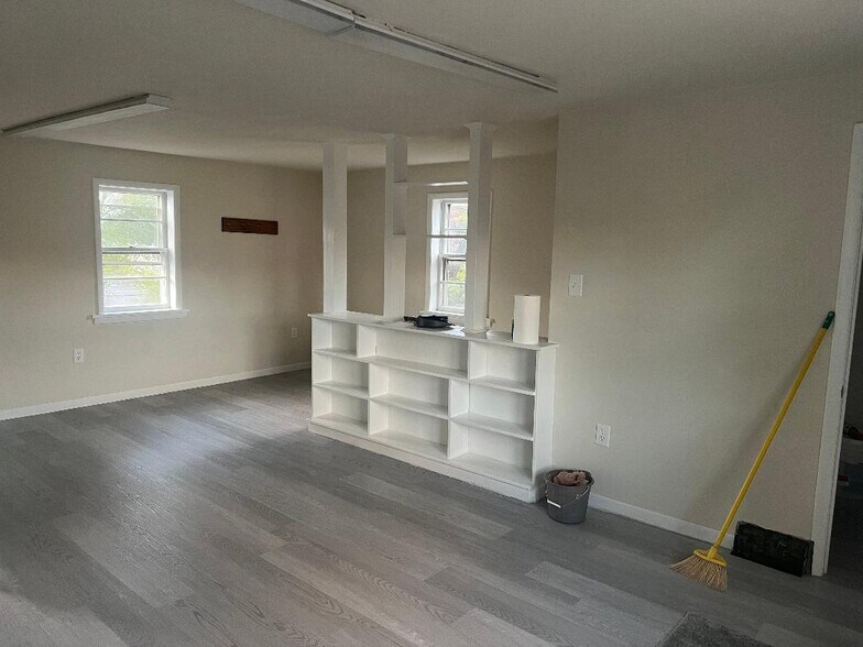 708 Willow St, Southampton, PA à louer - Photo de l’immeuble – Image 3 sur 11