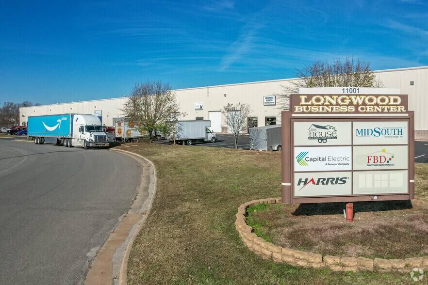 230 Industrial Dr, Fredericksburg, VA à louer - Photo de l’immeuble – Image 3 sur 5