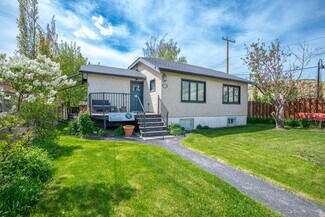Plus de détails pour 313 Ross Av, Cochrane, AB - Bureau à vendre
