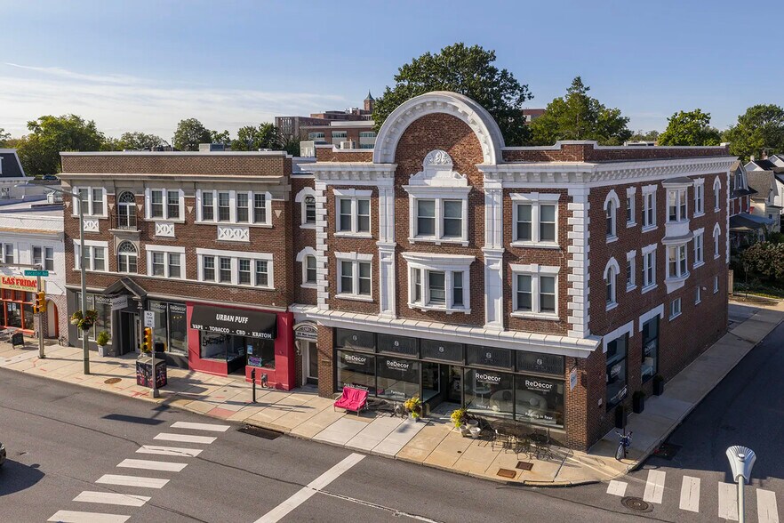 874-880 W Lancaster Ave, Bryn Mawr, PA à louer - Photo de l’immeuble – Image 3 sur 7