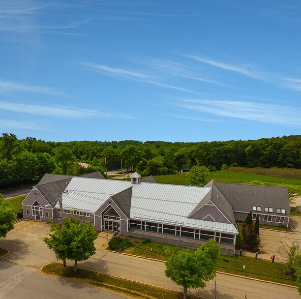 407 E. Main, Spencer, MA à louer - Photo principale – Image 1 sur 10